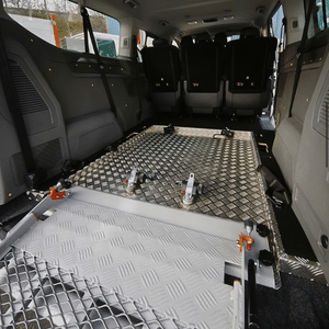 Fixations fauteuil roulant PMR